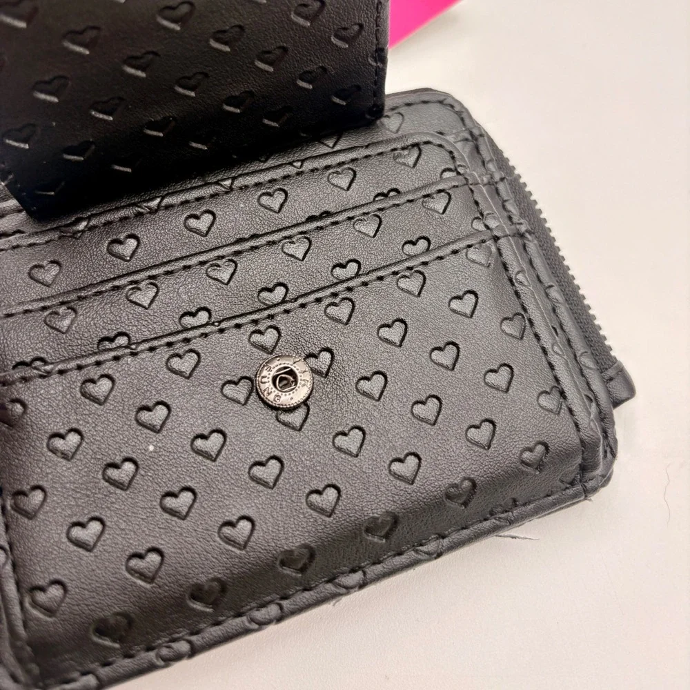 Betsey Johnson betsey johnson